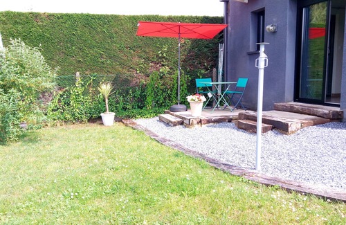 Laluque Apartment | Adorable Studio Neuf. 30 Minutes de la Plage