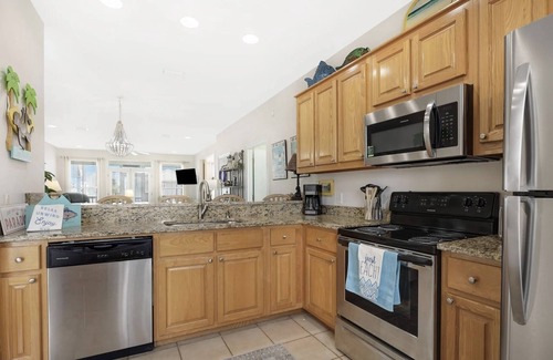Morgantown House | Adorable, updated and pet friendly in Morgantown