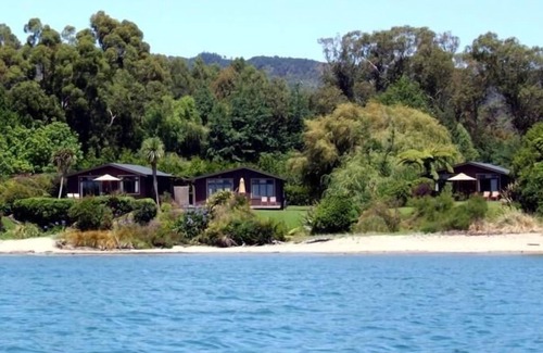 Parapara House | Adrift In Golden Bay