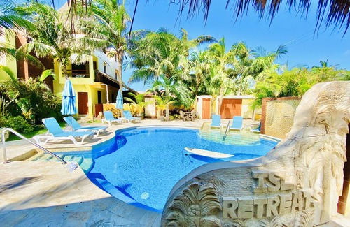 Colonia Salina Chica Villa | Adult-only, luxury villa in tropical oasis, close to restaurants & beach
