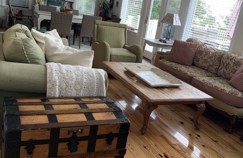 Stevensville Cottage | ADULT ONLY! Magnificent Waterfront Cottage on 5 Acres