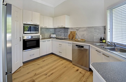 Sunrise Beach Apartment | Advance Place