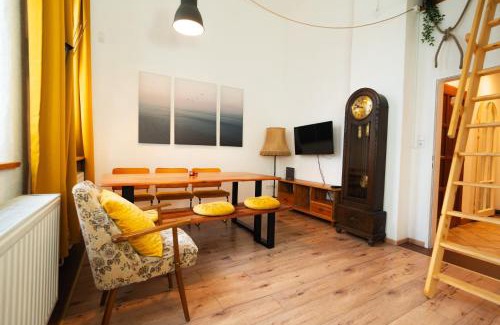 Nord-Mitte Apartment | Adventure Apartment - Hochebene, Terrasse & Top Lage