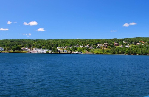 Ashland Cottage | Adventure Awaits on the Shores of Lake Superior
