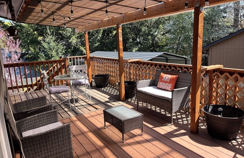 Coeur d'Alene House | Adventure Haus Hayden Lake-Family Fun with Hottub!