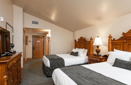 Zermatt Villa | Adventure Hub-Backcountry Ski-Snowmobile-Scuba Diving Villa 3033 villa