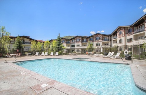 Zermatt Villa | Adventure Hub-Backcountry Ski-Snowmobile-Scuba Diving Villa 3033 villa