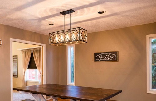 Redmond House | Adventure Hub - Quiet Neighborhood