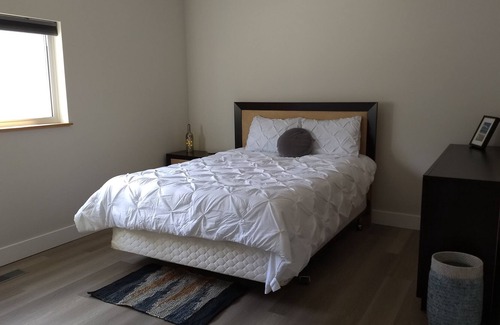 Okanagan-Similkameen Apartment | Adventure out your backyard!