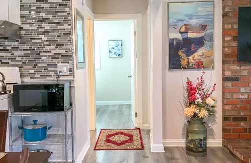 Brookings Apartment | Adventure & Relax "Lee's Harbor Inn Unit A"