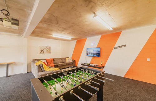 Mount Pleasant Apartment | Adventure & Relaxation Cozy 3BR Stay with Games & Scenic Views