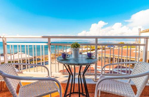 Agia Triada Apartment | Aegean Blue Seaview Studios