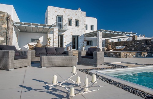 Chrissi Akti Villa | Aelia De Luxe Villa with Sea view and swimming pool