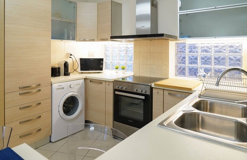 Nea Chora Apartment | Aeri Home - At Nea Chora beach w. Parking included