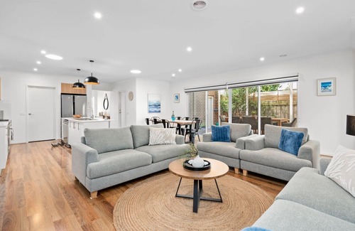 Torquay House | Aerial Beach House 2