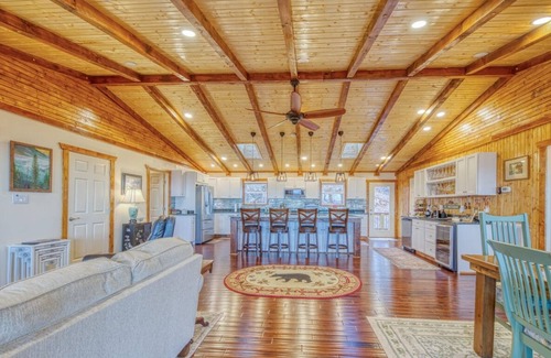 Del Rio House | Aerie House - 65 Acres Seclusion/Comfort - Smokys