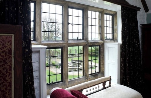 Putsborough Apartment | Affinity @ Pickwell Manor - huge space for 7 people in a beautiful manor house
