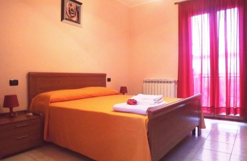 Pelucca - Villaggio Falck House | AFFITTACAMEREPONE