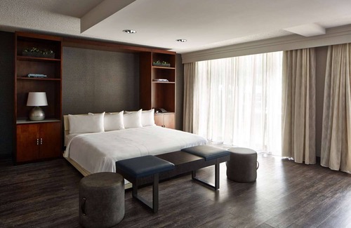 Nashville Hotel | Affordability Meets Comfort! Short Drive to Adventure Science Center, w/Pools