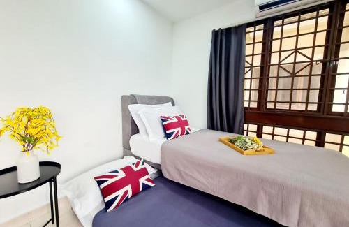 Petaling Jaya Apartment | Affordable 12 Guest Kota Damansara Thomson Hospital Dataran Sunway Giza OneUtama Ikea The Curve