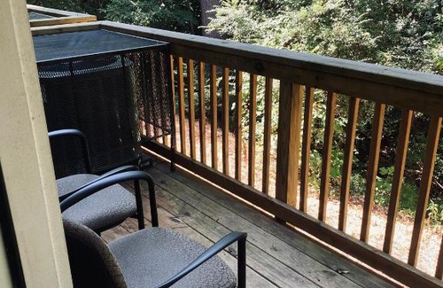 East Point Apartment | Affordable Airport Layover