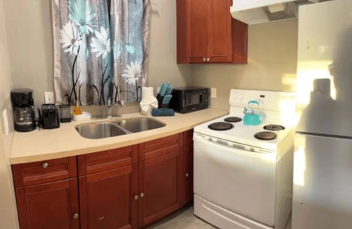West Lake Forest Apartment | Affordable Duplex/minutes to New Orleans