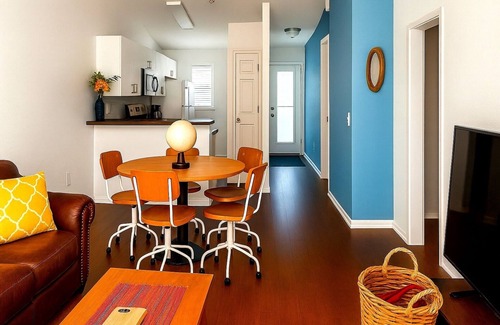 Northwest Pensacola House | Affordable Family & Pet-Friendly Comfort Quick Drive to Beaches and bases.