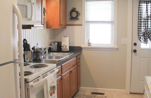 Cardiff Apartment | Affordable Family Fun. Lancaster County's Southern End Junction