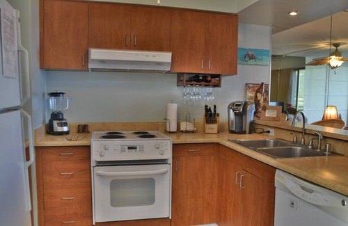 Makaha Condo | Affordable Luxury, Gorgeous One Bedroom Condo, Amazing Views and Great WiFi