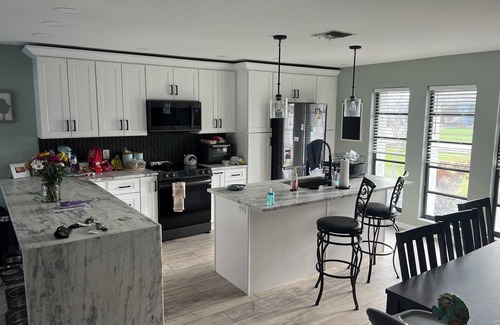 Caloosahatchee House | Affordable No-Pet Fee Cape Coral Getaway