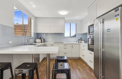 Coffs Harbour House | Affordable, Pet Friendly, Pool, Spa,Tennis, Beach