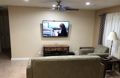 Springdale House | Affordable, quiet, vacation rental home.