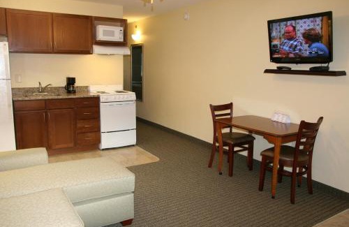 Augusta Hotel | Affordable Suites of America Augusta