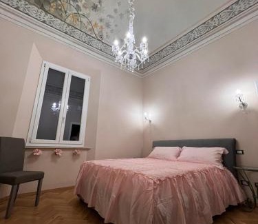 Marina di Pisa House | Affreschi sul mare