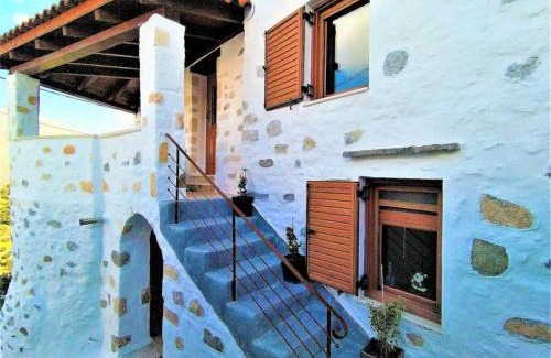 Yianniou House | Afroditi Comfortable Holiday Residence