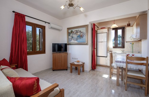 Asteri Villa | Afroditi Villa, goddess Of Beauty And Pleasure In Cretan Nature!