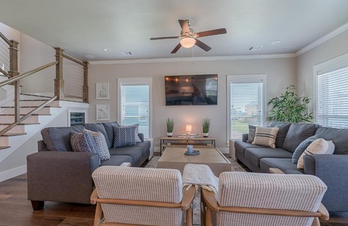 Beachside Village House | After Dune Delight