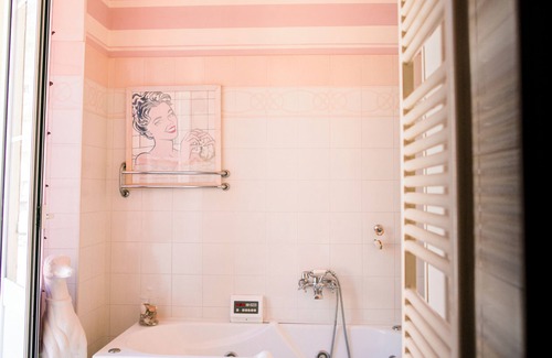 Dolceacqua Apartment | Agapantus apartment in a 19th century villa
