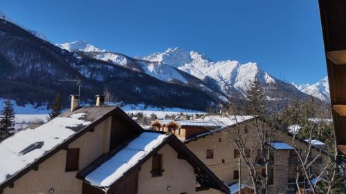 Monetier-les-Bains Apartment | Agréable appartement au calme avec vue montagne, commune de Le Monêtier les Bains - Le Freyssinet
