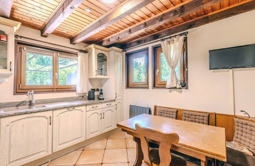 Evian-les-Bains Ski Chalet | Agréable Chalet vue sur le Lac Léman