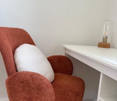 Le Muy House | Agréable Maison ensoleillée avec piscine