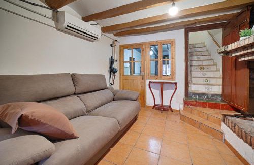 Vilaverd Apartment | agradable casa rural con chimenea y aire acondicionado