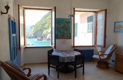 Vernazza Apartment | Agretta Sea View Apartment