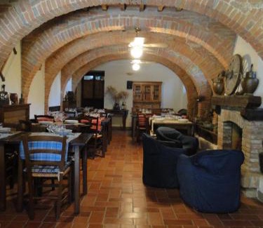 Castiglione del Lago House | Agritur Villa Osvaldo Castiglione del Lago Perugia Piscina acqua salata possibilità colazione