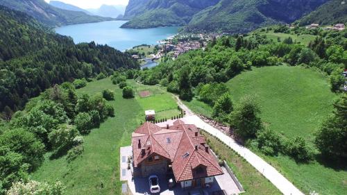Molveno House | Agriturismo Ai Castioni