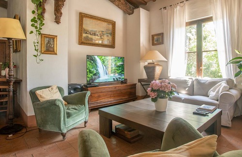 Pescia Fiorentina Apartment | Agriturismo 'Del Doganiere' with Garden & Wi-Fi