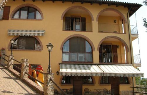 Sinio House | Agriturismo Le Arcate