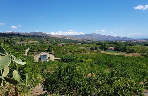 Mascali House | Agriturismo Le Case Di Civi