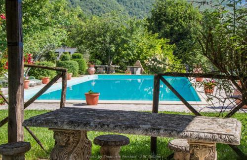 Cerreto di Spoleto House | Agriturismo Santa Serena
