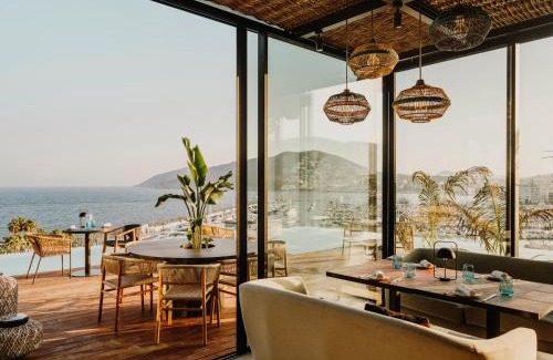 Santa Eulalia del Rio Hotel | Aguas de Ibiza Grand Luxe Hotel - Small Luxury Hotel of the World